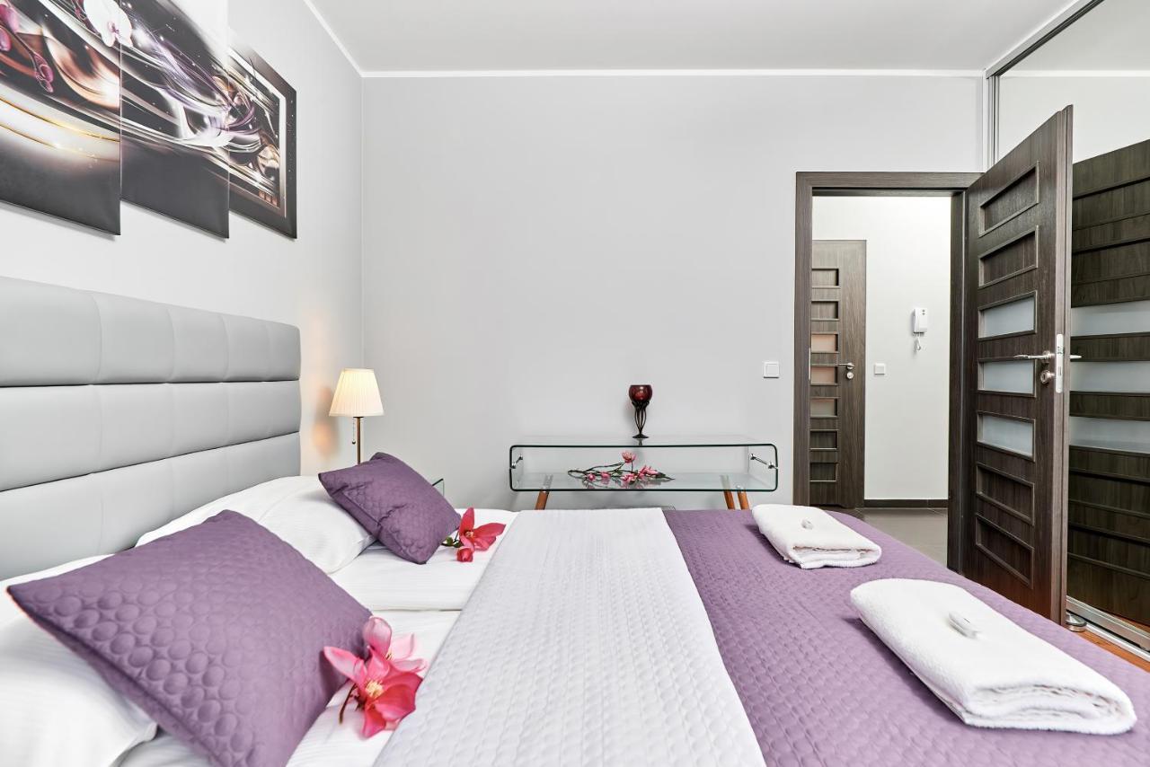 Apartment Wroclaw Sikorskiego With Free Garage By Renters Prestige Exterior photo